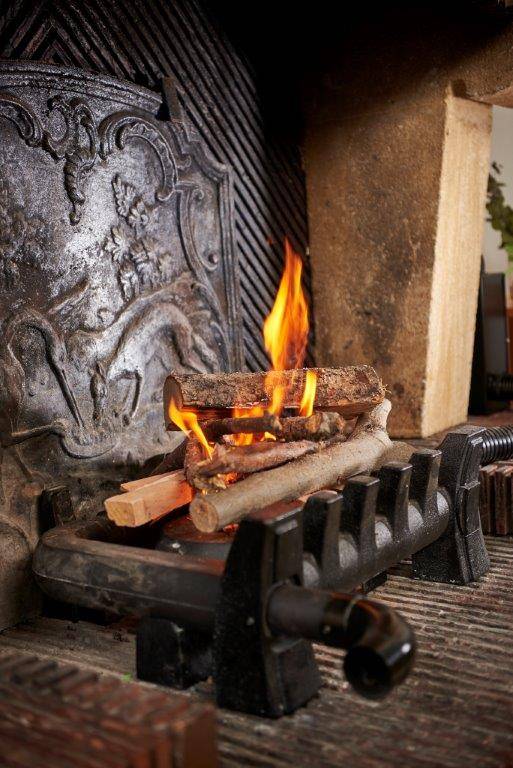 Récupérateur de chaleur avec coude de sortie à gauche du foyerEQUATAIR