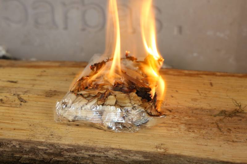 Le sachet est en papier transparent : pas de pollution !