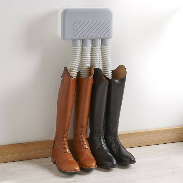 Le sèche-bottes COZZIMO est idéal pour les bottes d'équitation